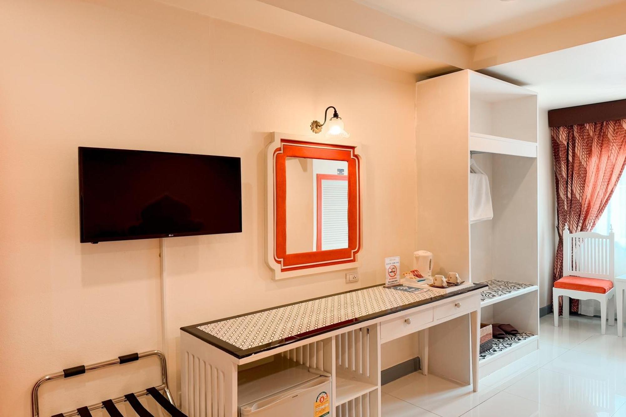 Rasa Boutique Hotel Чианг Рай Екстериор снимка