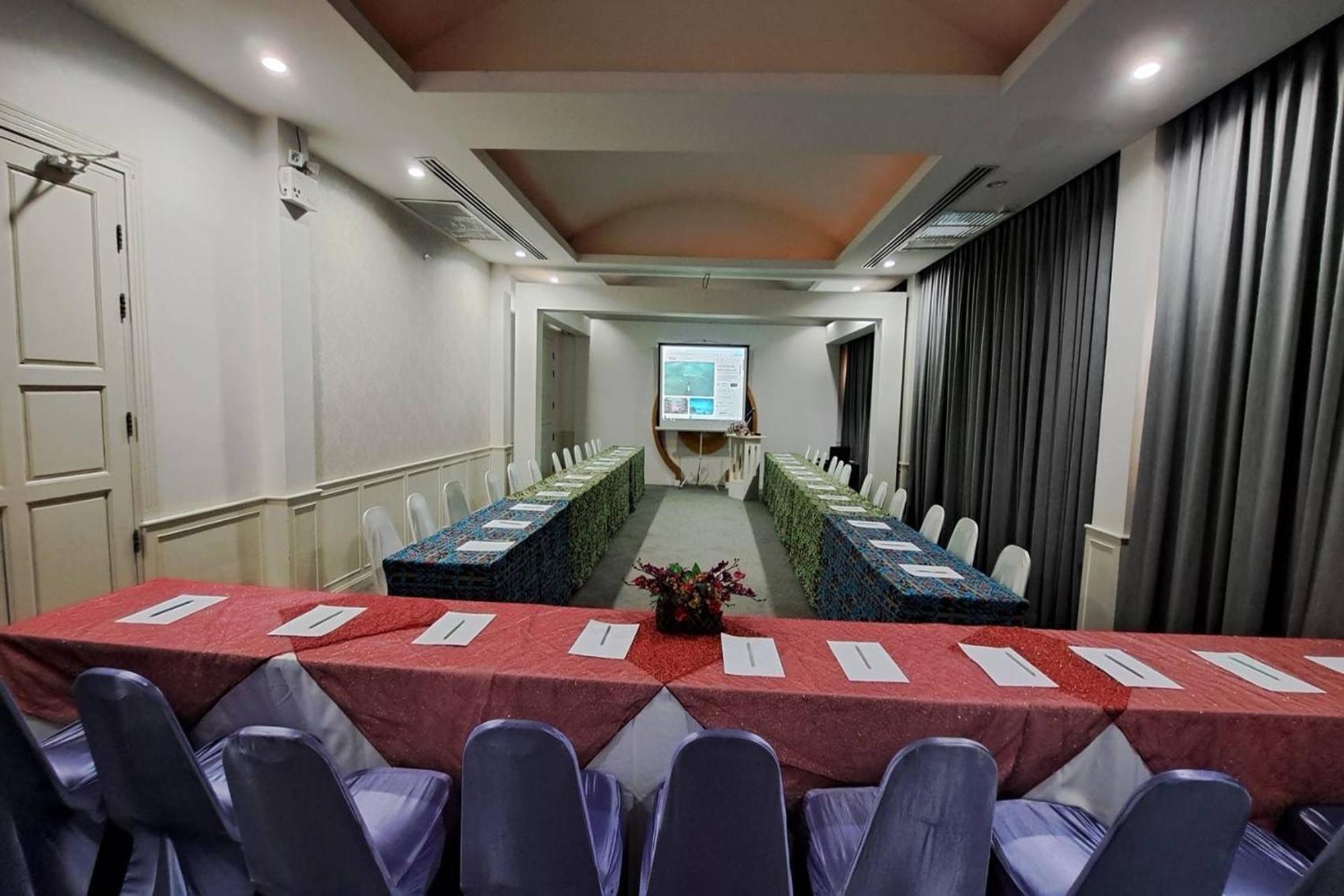Rasa Boutique Hotel Чианг Рай Екстериор снимка